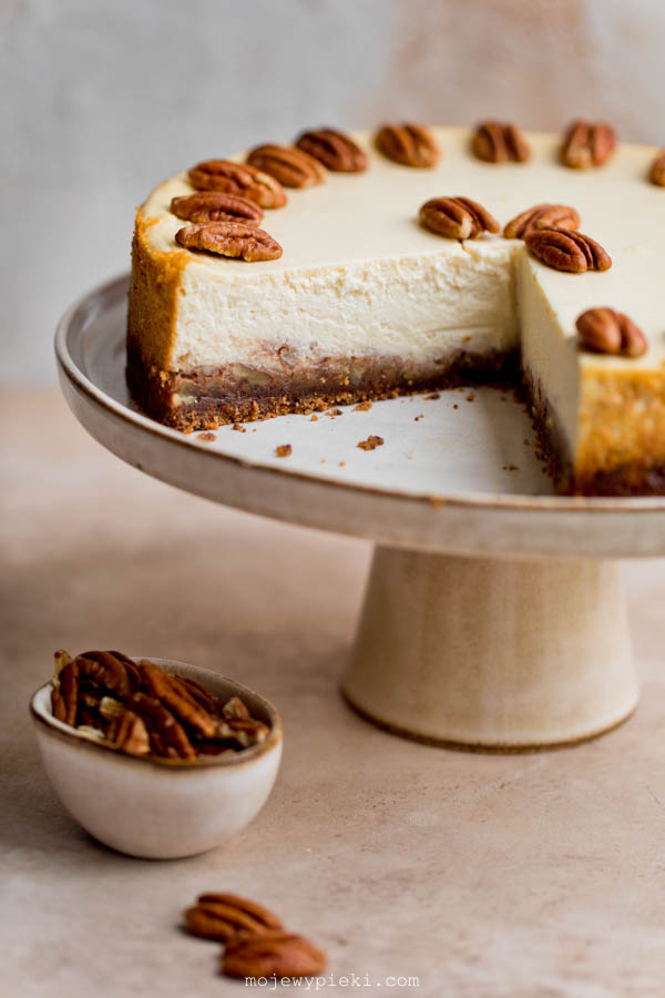 Ultimate nut cheesecake