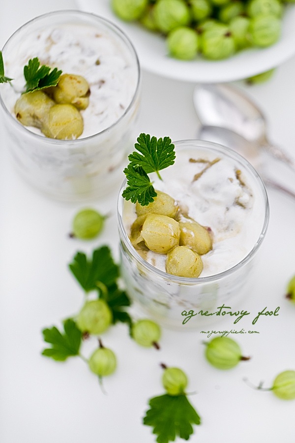 Gooseberry fool
