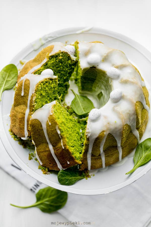 Spinach bundt cake