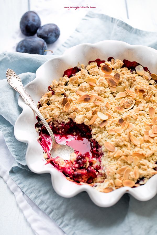 Plum and almond crumble