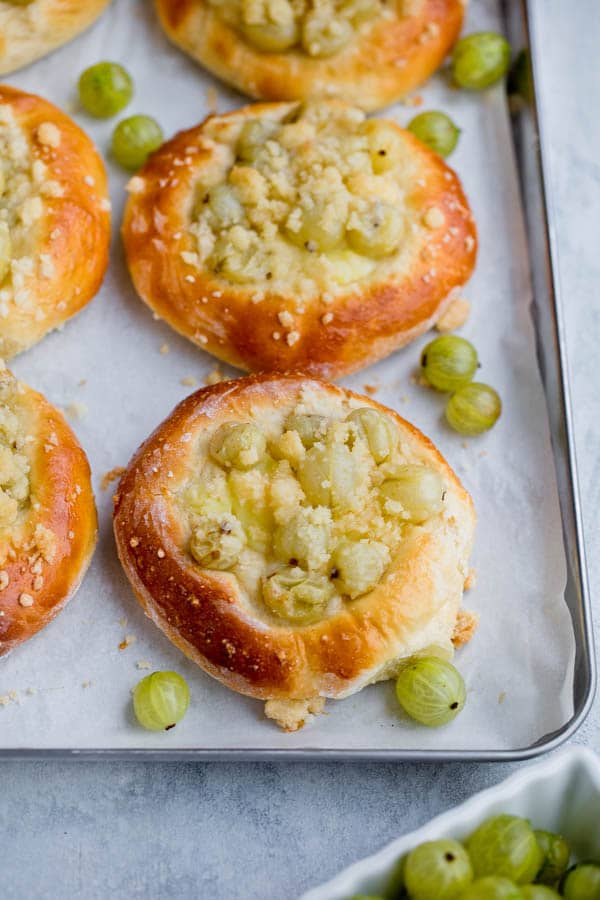Gooseberry and custard buns