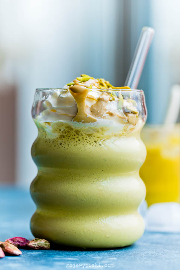 Pistachio milkshake