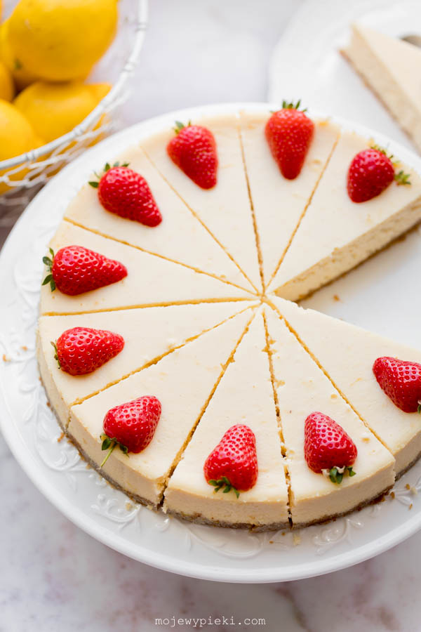 Lemon ricotta cheesecake