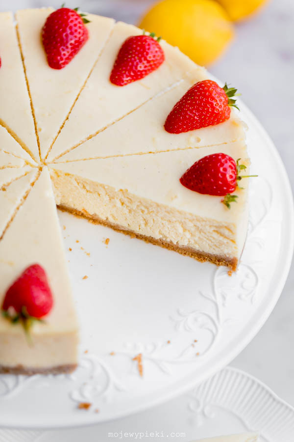 Lemon ricotta cheesecake