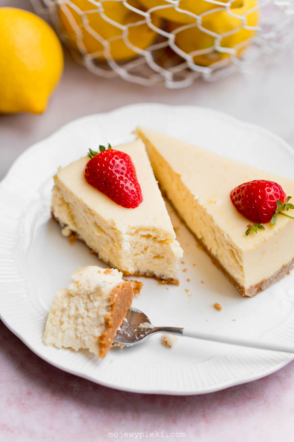 Lemon ricotta cheesecake