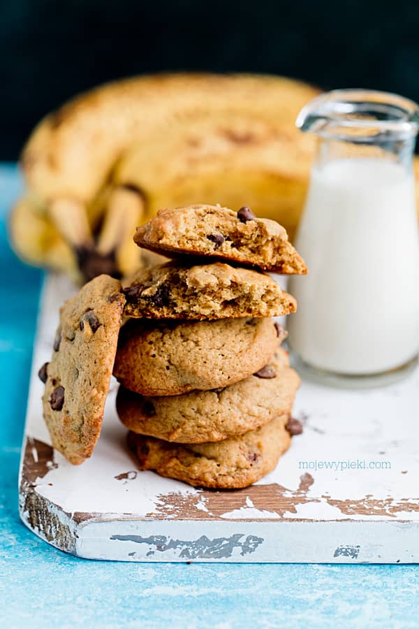 Banana chocolate chip cookies