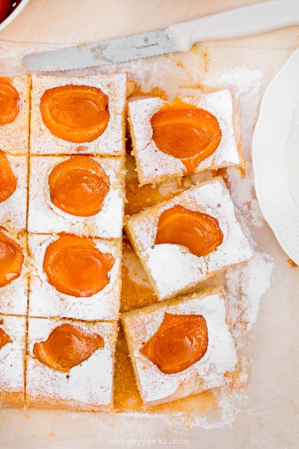 Austrian apricot cake