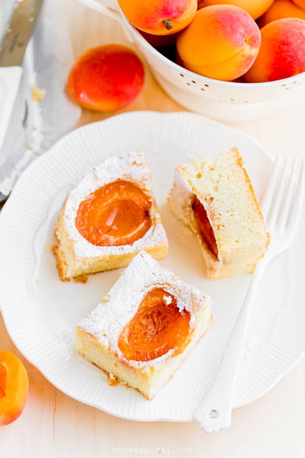 Austrian apricot cake