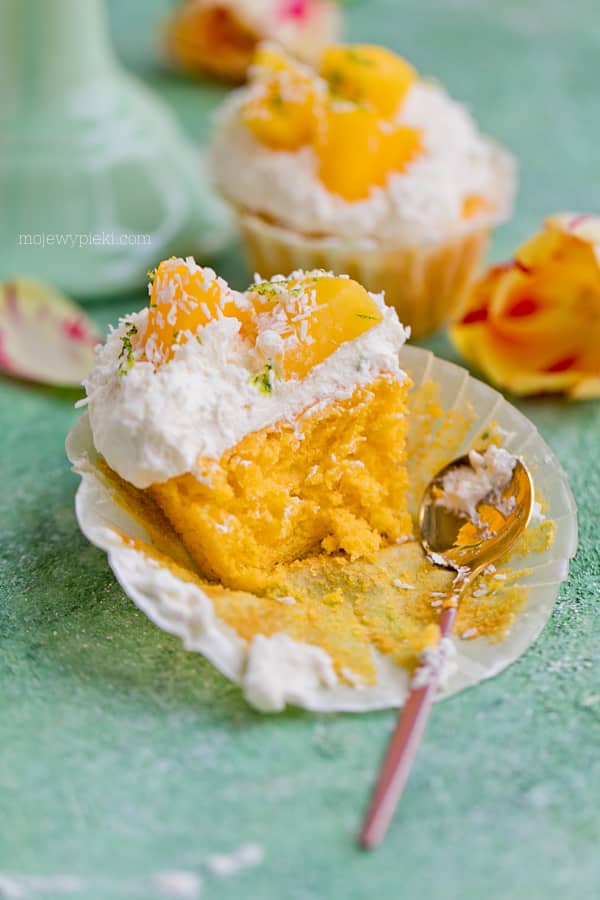 Mango cupcakes with coconut cream
