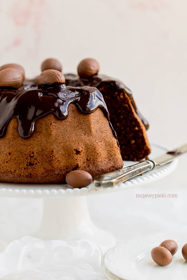 Chocolate and hazelnut Bundt cake
