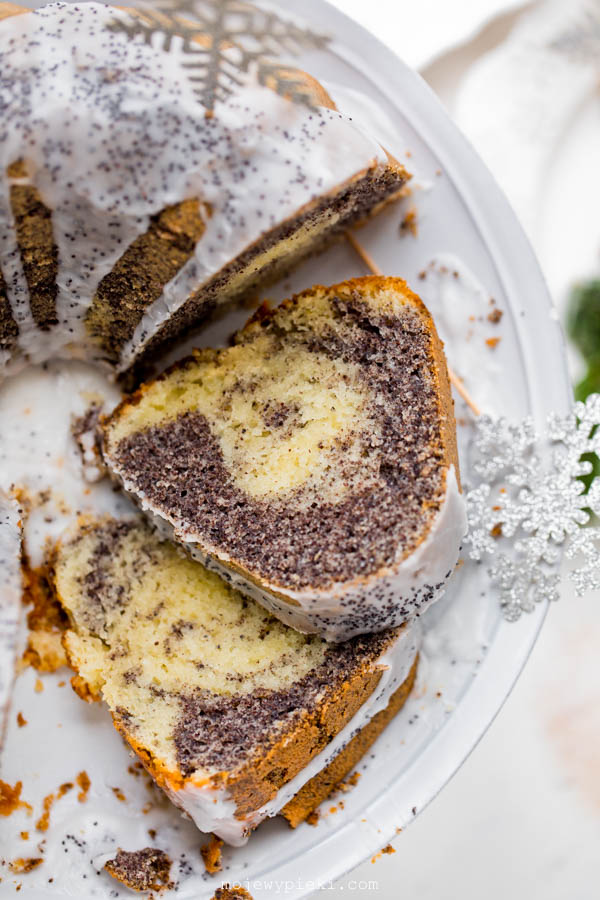 Poppy seed and cheesecake bundt cake
