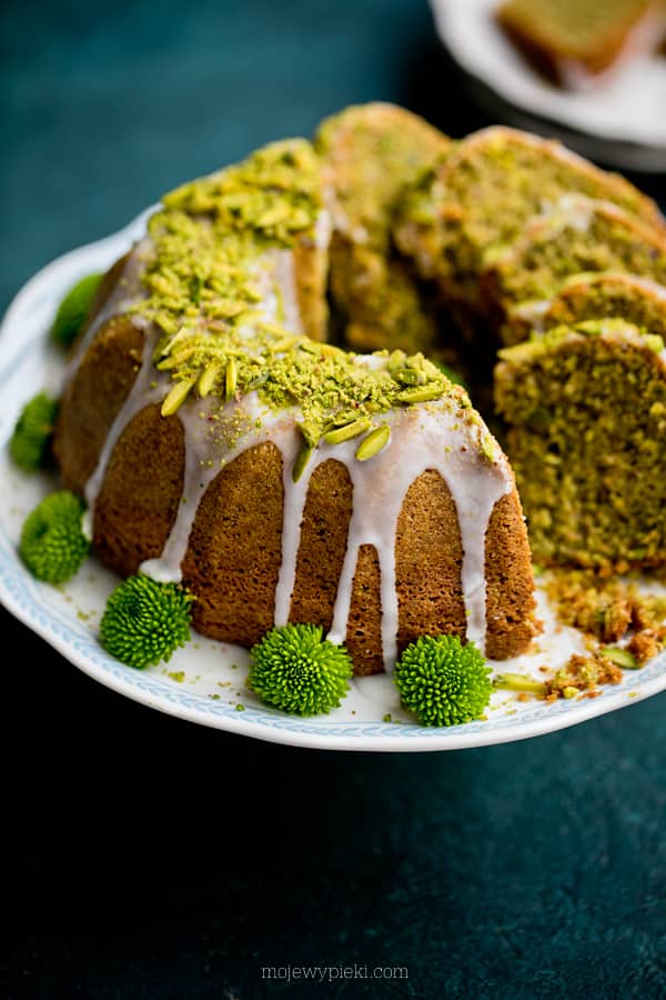 Pistachio Easter Bundt cake