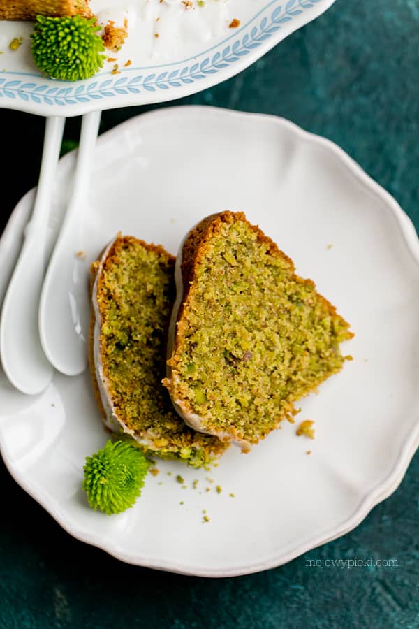 Pistachio Easter Bundt cake