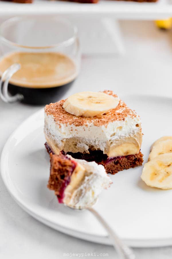 Banana and coffee cream cake