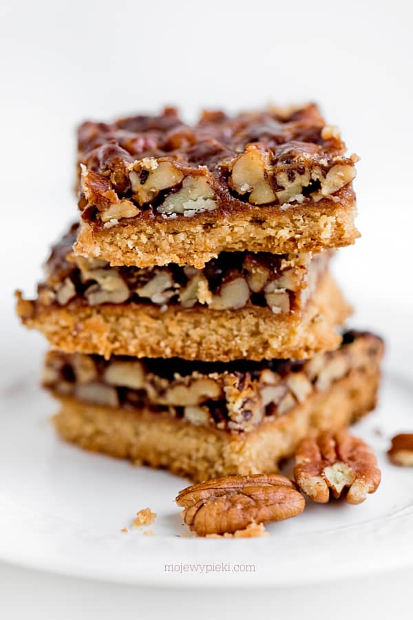 Pecan pie bars