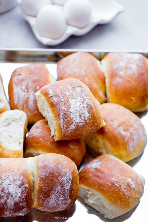 Kefir bread rolls
