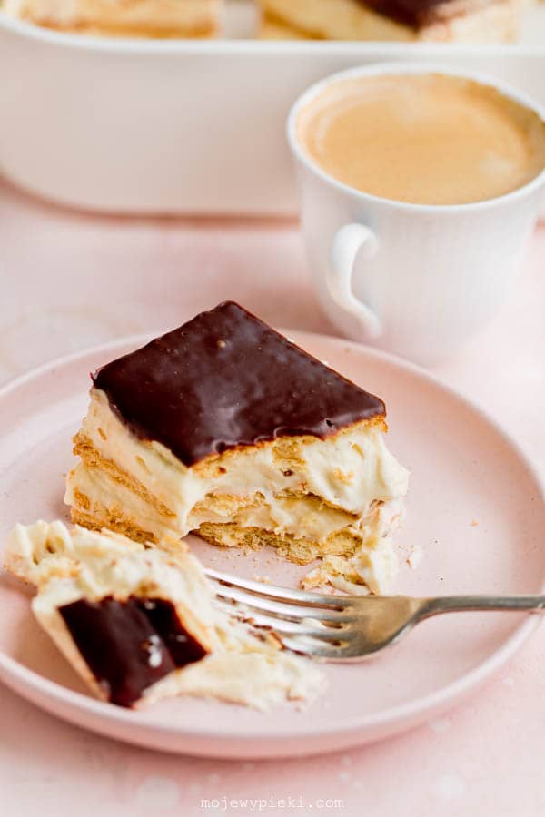 No-bake eclair cake
