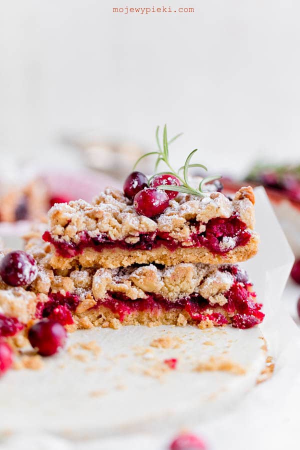Cranberry crumble cake with brown butter