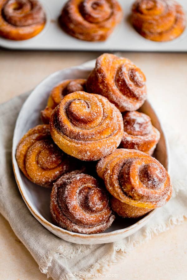 Pumpkin cinnamon sugar rolls