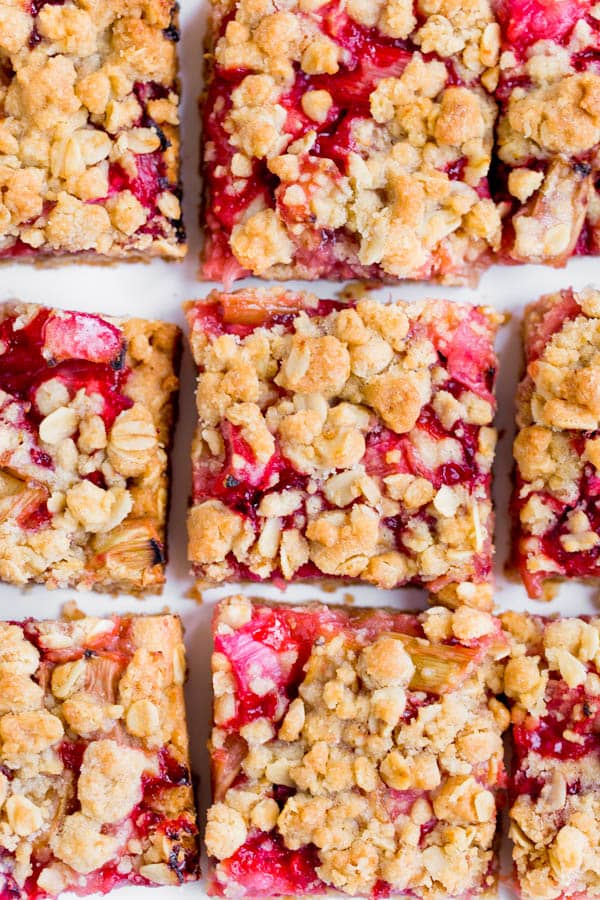 Rhubarb and strawberry crumble bars