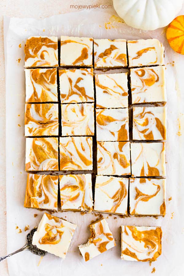 Marbled pumpkin cheesecake