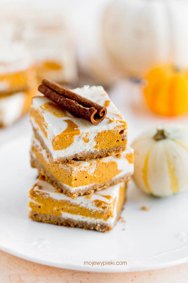 Marbled pumpkin cheesecake