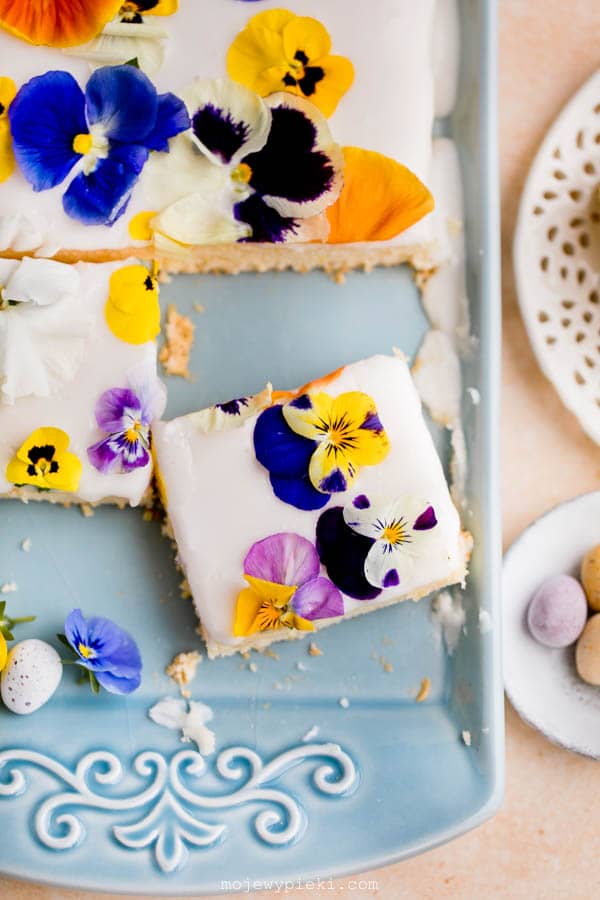 Traditional Polish boiled lemon mazurek