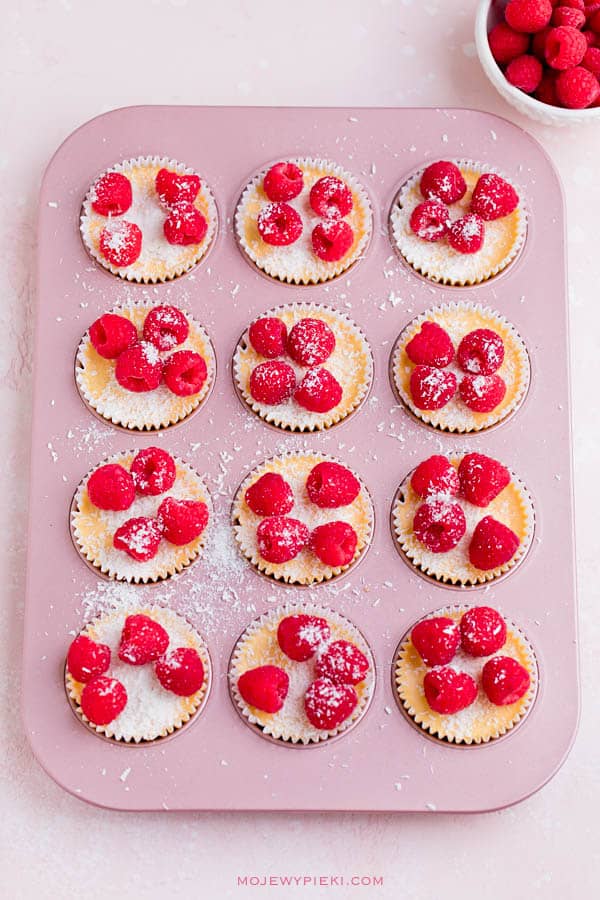 Mini mango lassi cheesecakes