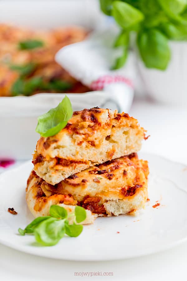 Pizza rolls
