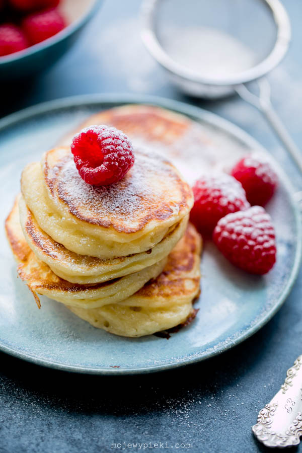 Fluffy vanilla fromage frais pancakes