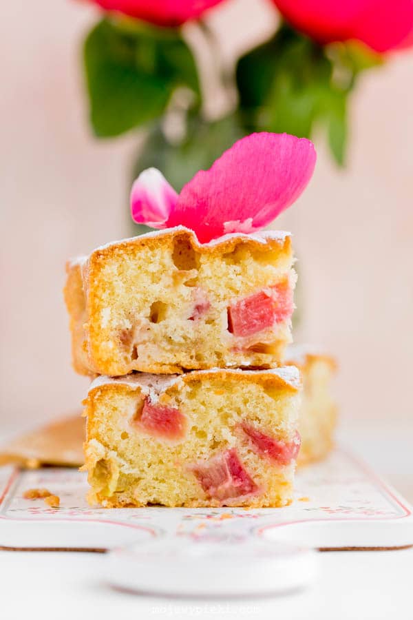 Rhubarb Victoria sponge cake