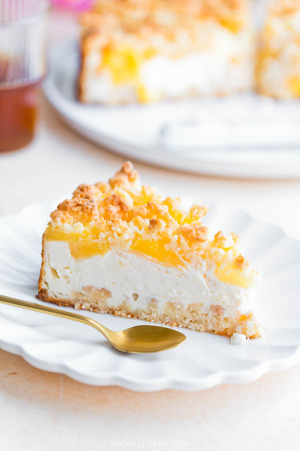 Pineapple and coconut cheesecake