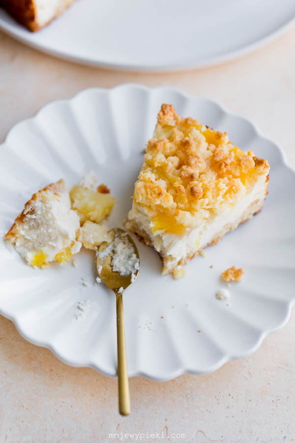 Pineapple and coconut cheesecake