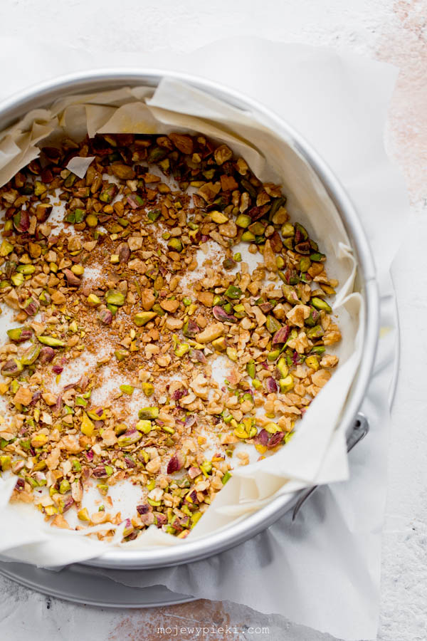 Baklava cheesecake