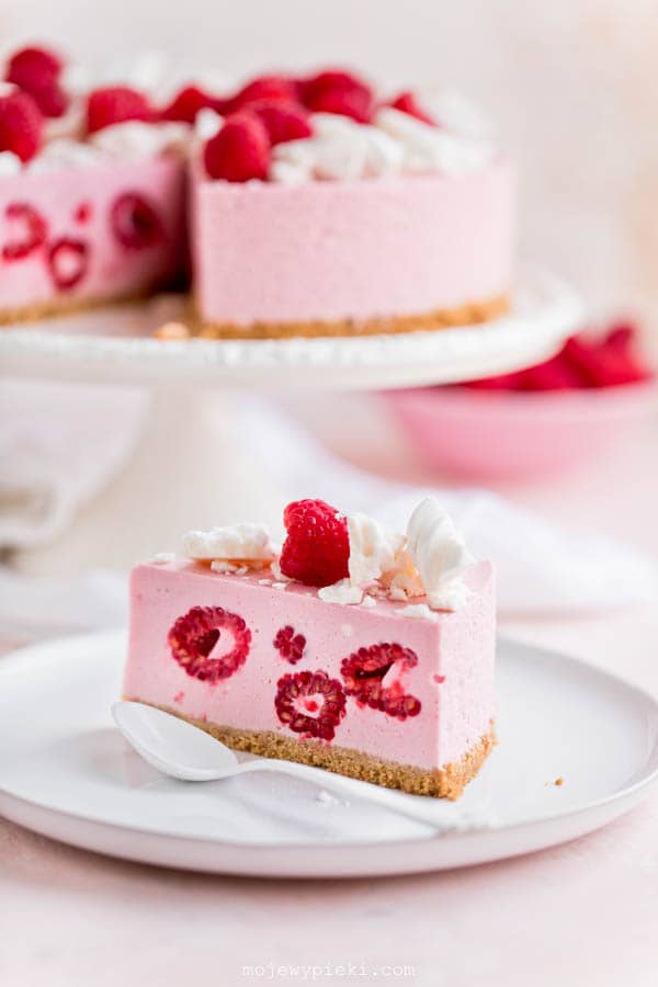 No-bake raspberry cheesecake