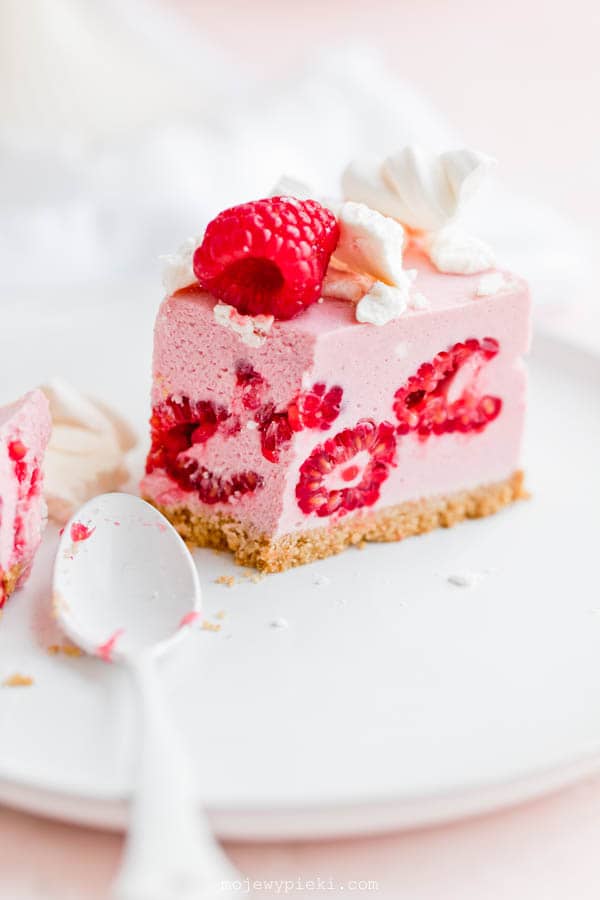 No-bake raspberry cheesecake