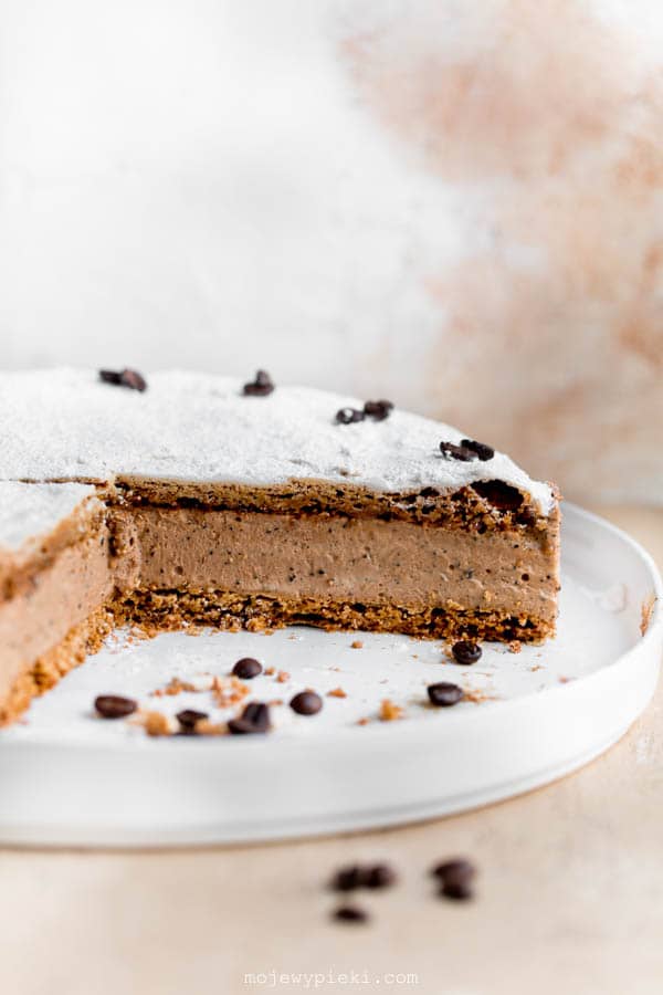 Hazelnut and coffee meringue torte