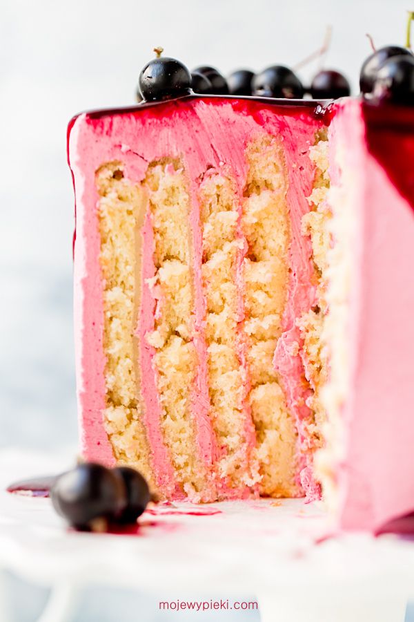 Lemon and blackcurrant cake