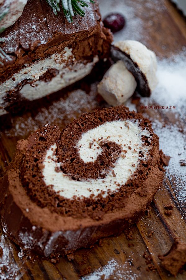 Bûche de Noël - French Christmas Yule log