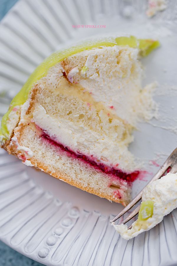Swedish Princess cake (Prinsesstårta)