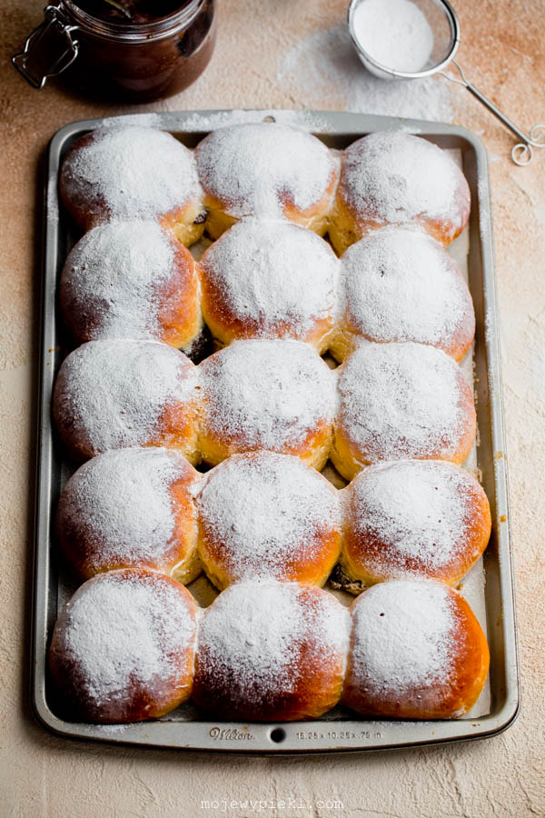 Nutella filled sweet buns