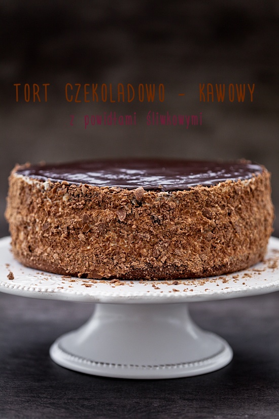 Tort czekoladowo – kawowy z powidłami śliwkowymi