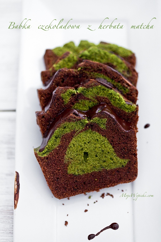 Babka czekoladowa z herbatą matcha