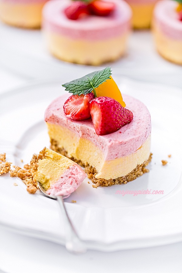 Strawberry Summer - letni deser z truskawek i mango