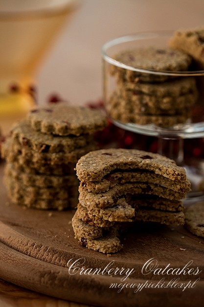 Owsiane ciastka z żurawiną (cranberry oatcakes)