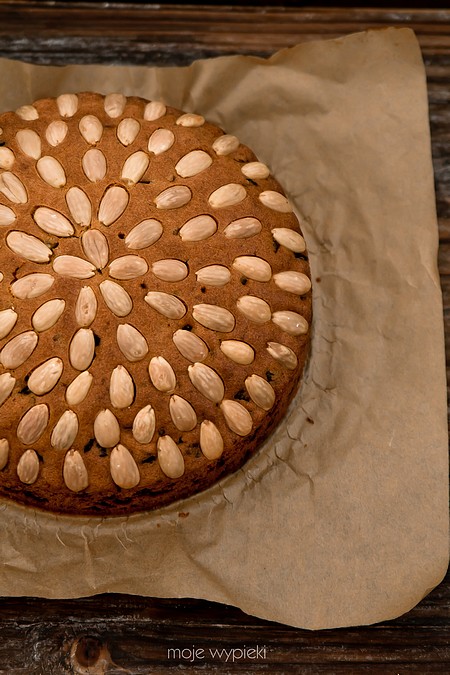 Dundee Cake – szkockie ciasto świąteczne