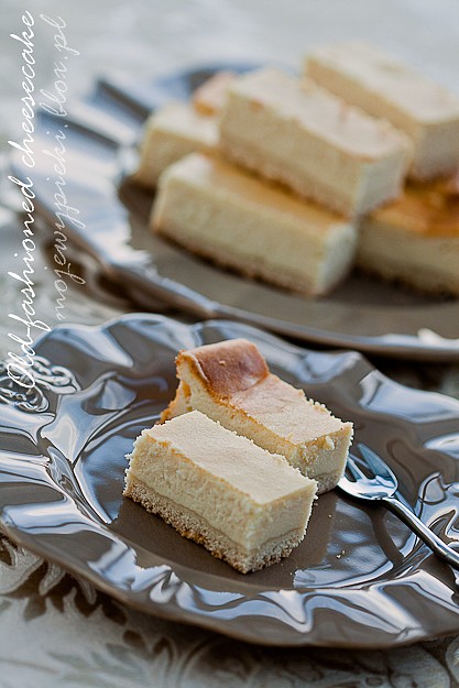 Old-fashioned cheesecake