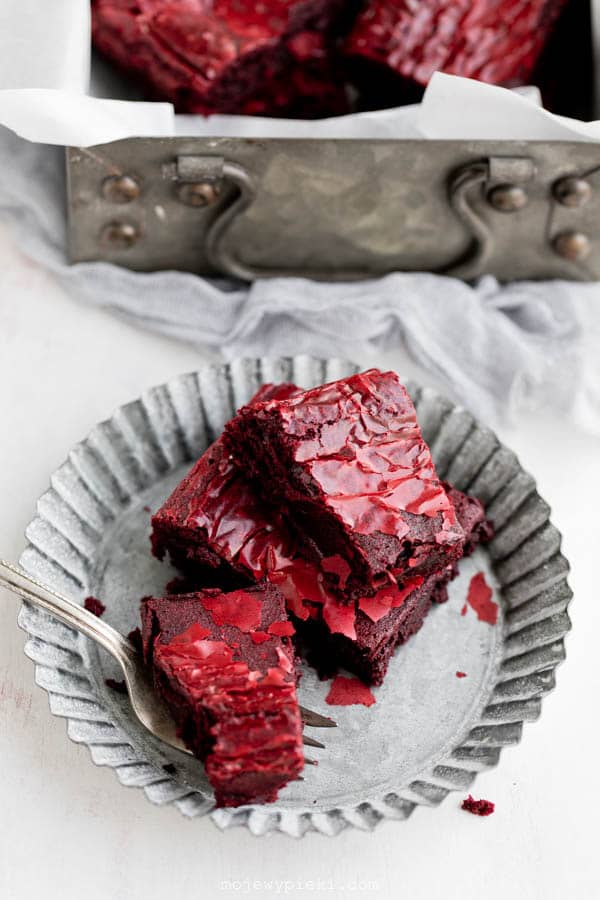 Red Velvet brownie