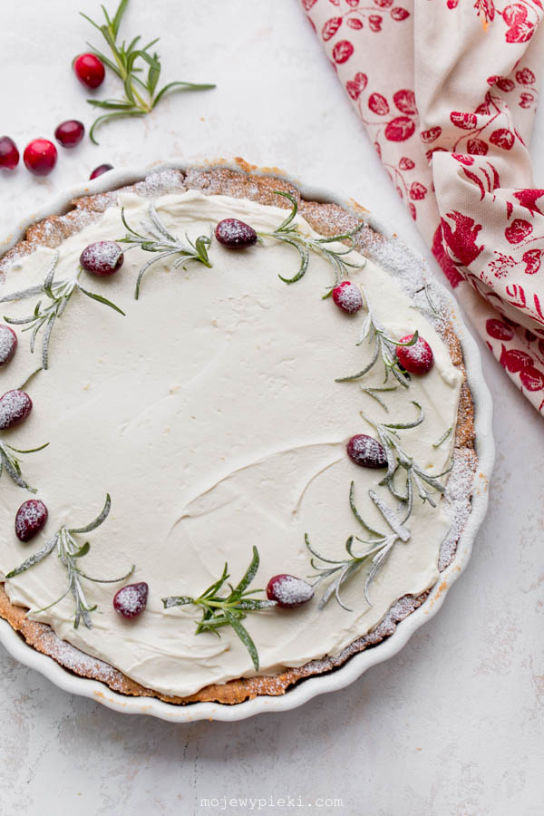 Tarta z żurawiną i białą czekoladą