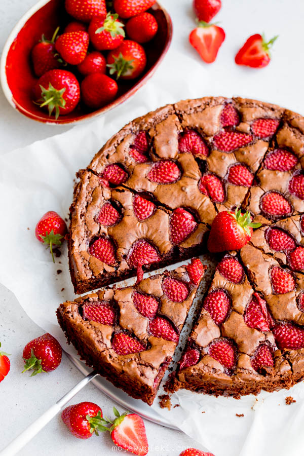 Brownie z truskawkami